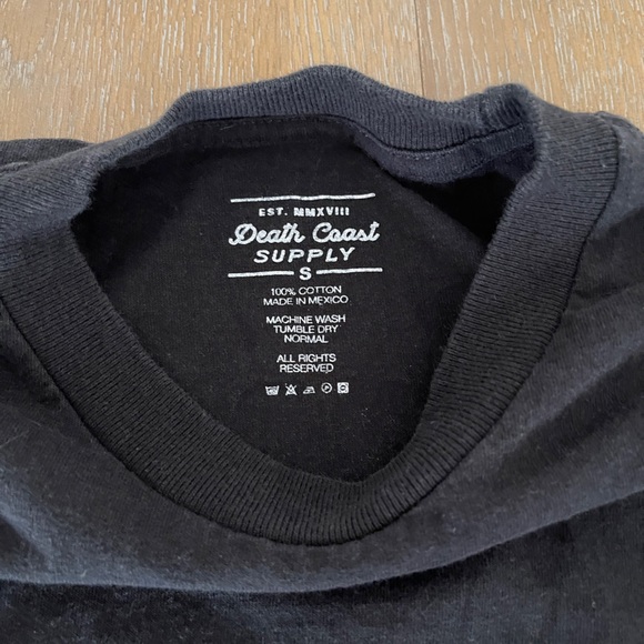 “Support your local bar flies” t-shirt - Picture 3 of 3